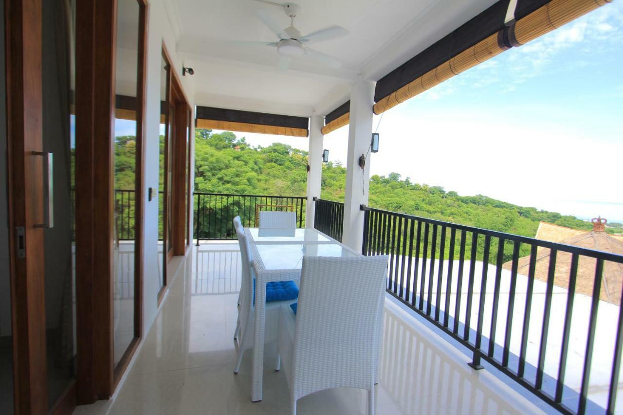 Villa Rinisha Rumah Senja Temukus Lovina Exterior foto